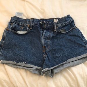 High waisted Levi’s denim Shorts